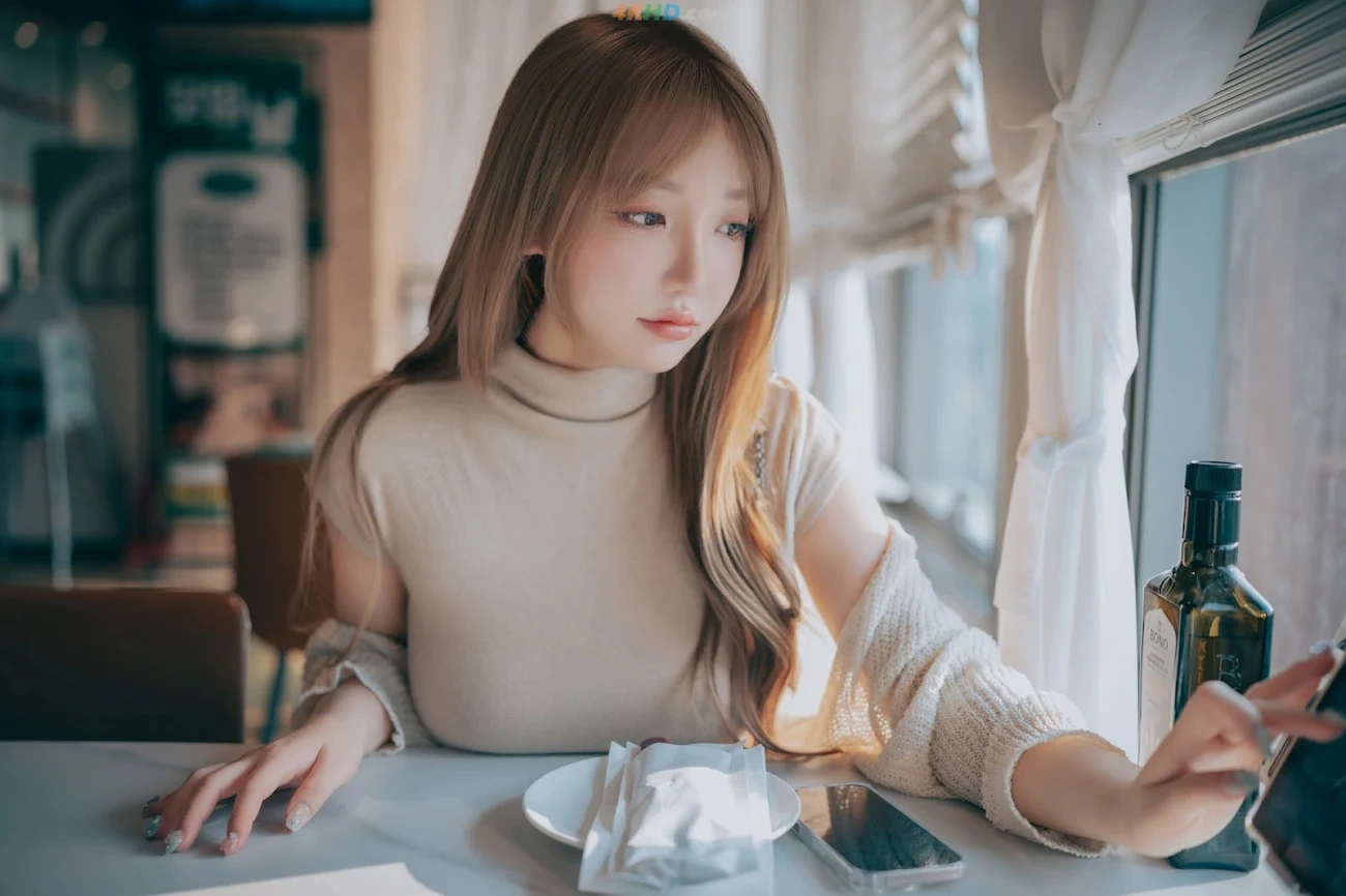 Son Ye Eun (SonYeEun) DJAWA Photo Happy Solo Birthday — photo 46