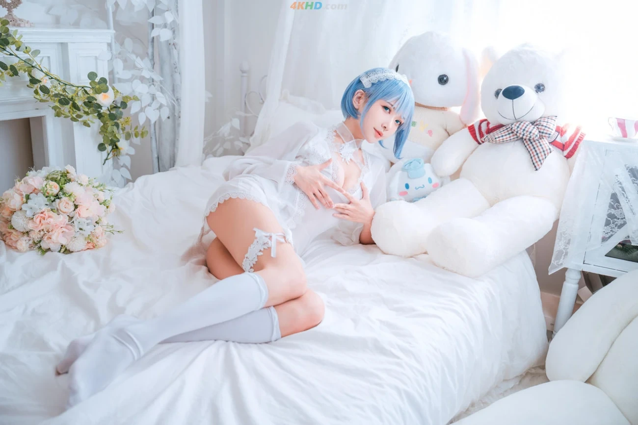 YuanShaXiMiaoMiaoMiao QiaBaYeFuShuiYi — photo 4