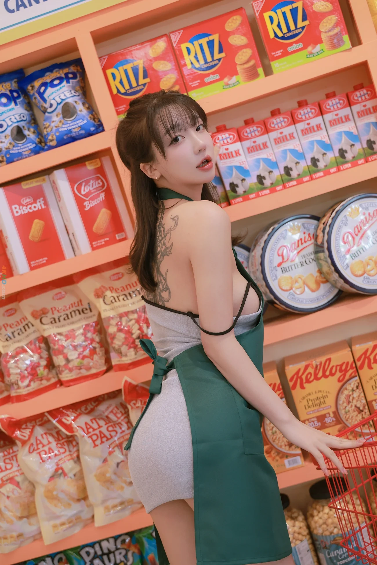 Son Ye Eun (SonYeEun) Night Shift — photo 29