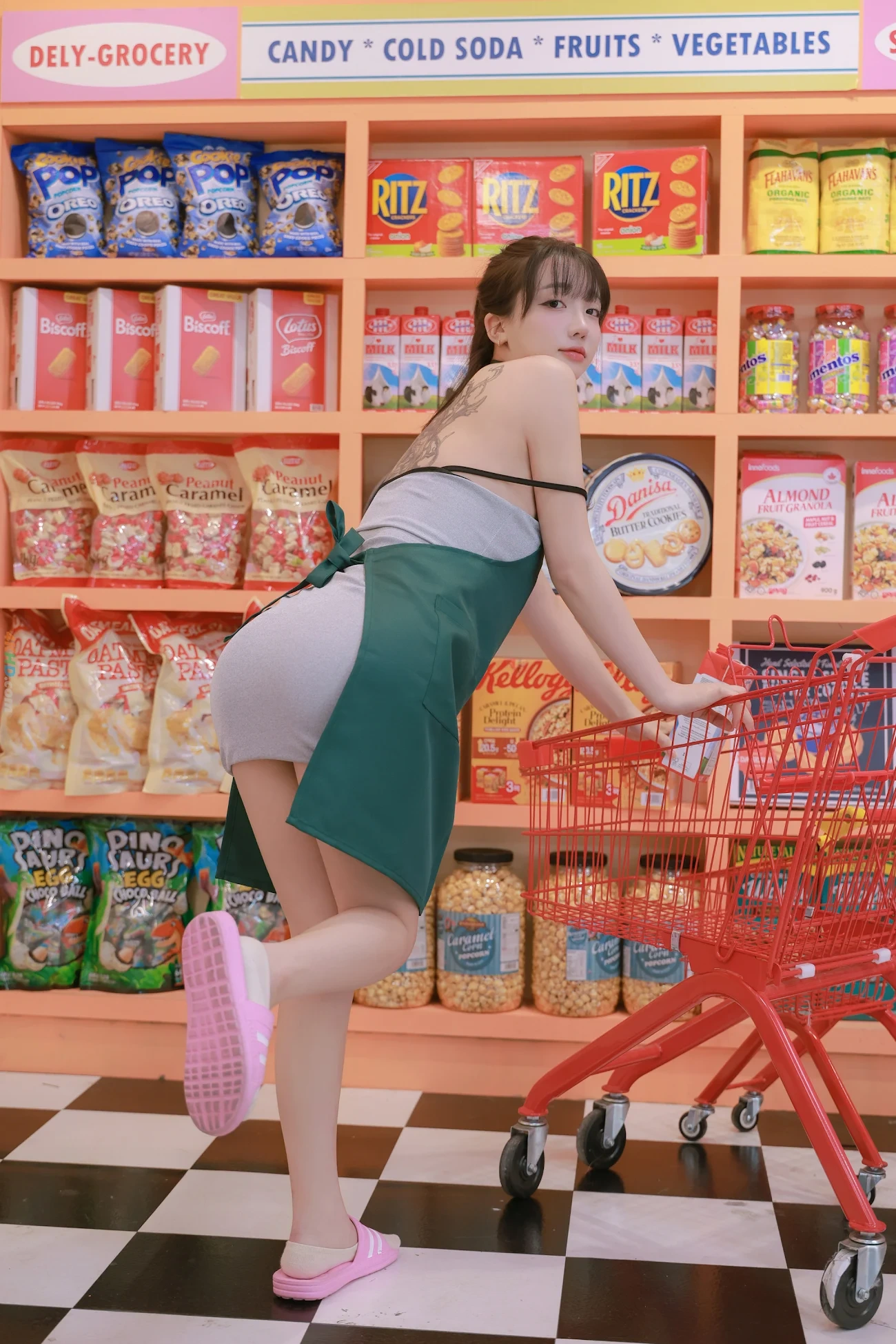 Son Ye Eun (SonYeEun) Night Shift — photo 33