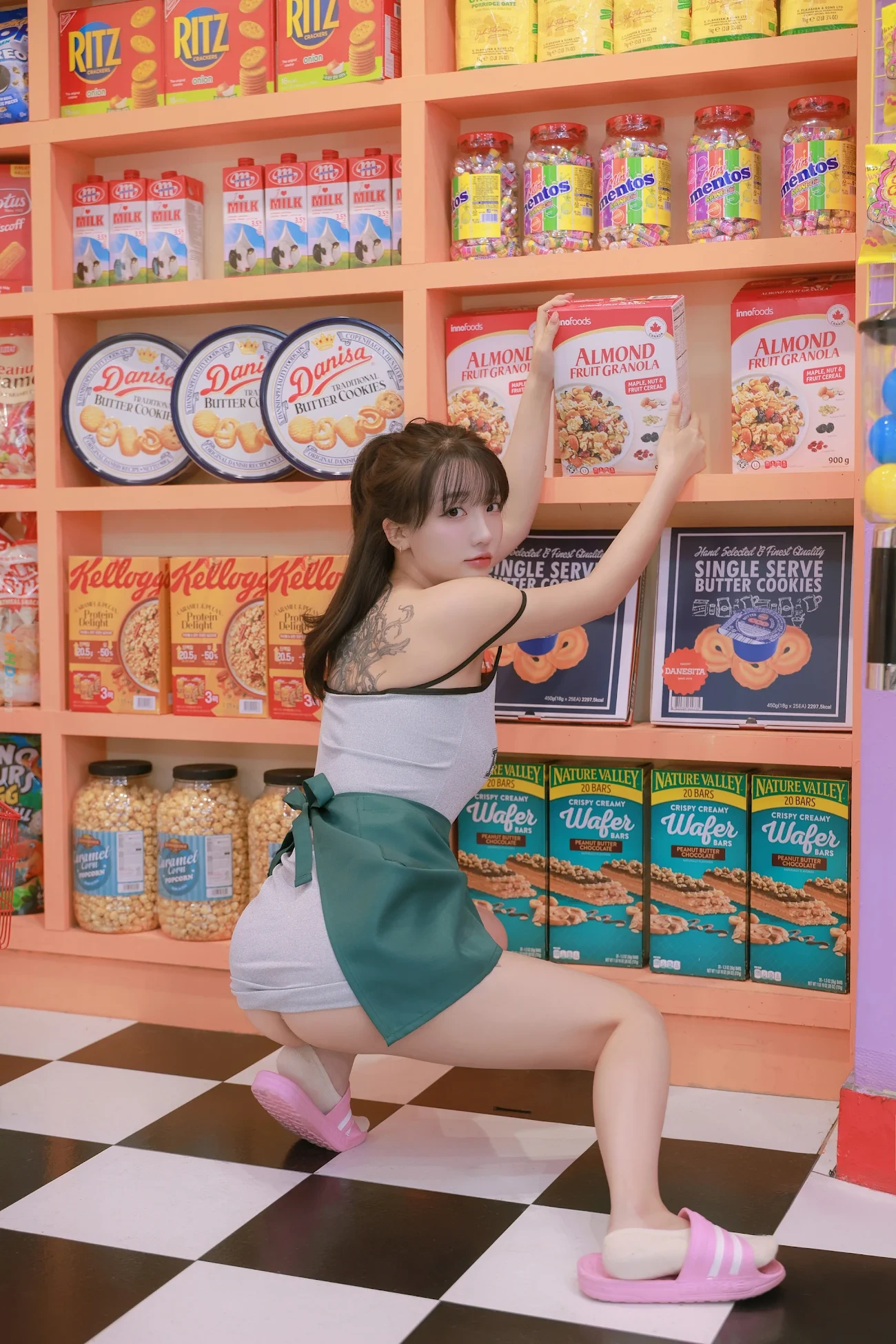 Son Ye Eun (SonYeEun) Night Shift — photo 37