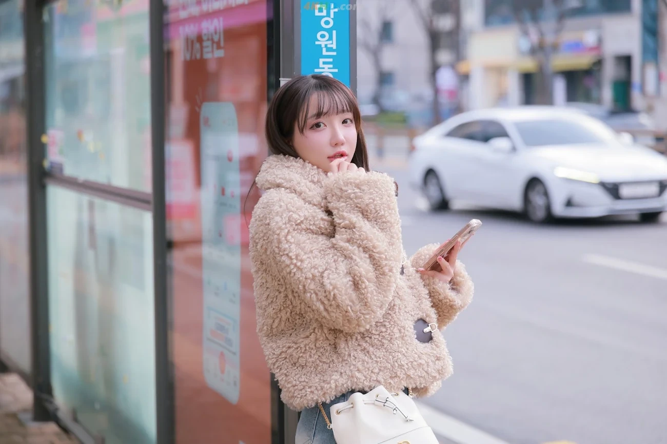 Son Ye Eun (SonYeEun) 2025 X Mas Offline — photo 6