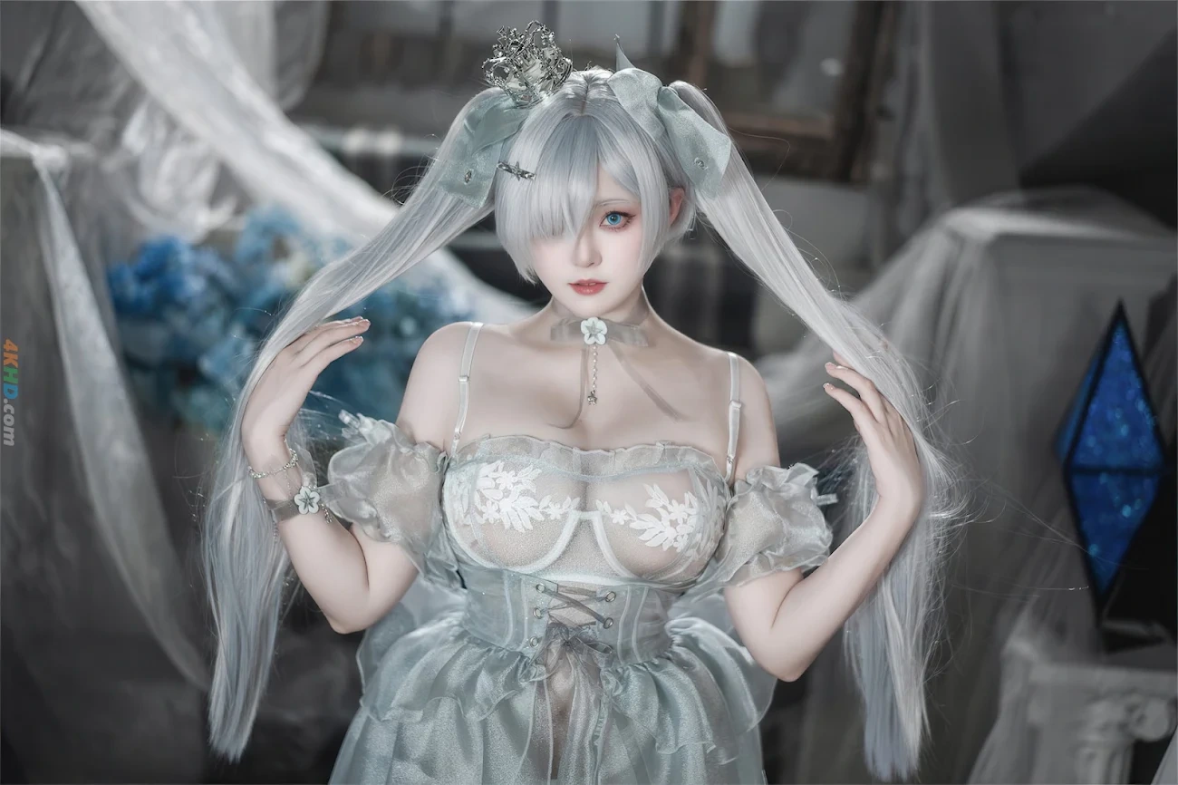 NatsukoXiaXiaZi HuiGuNiangShuiJingGongZhuCinderella — photo 4