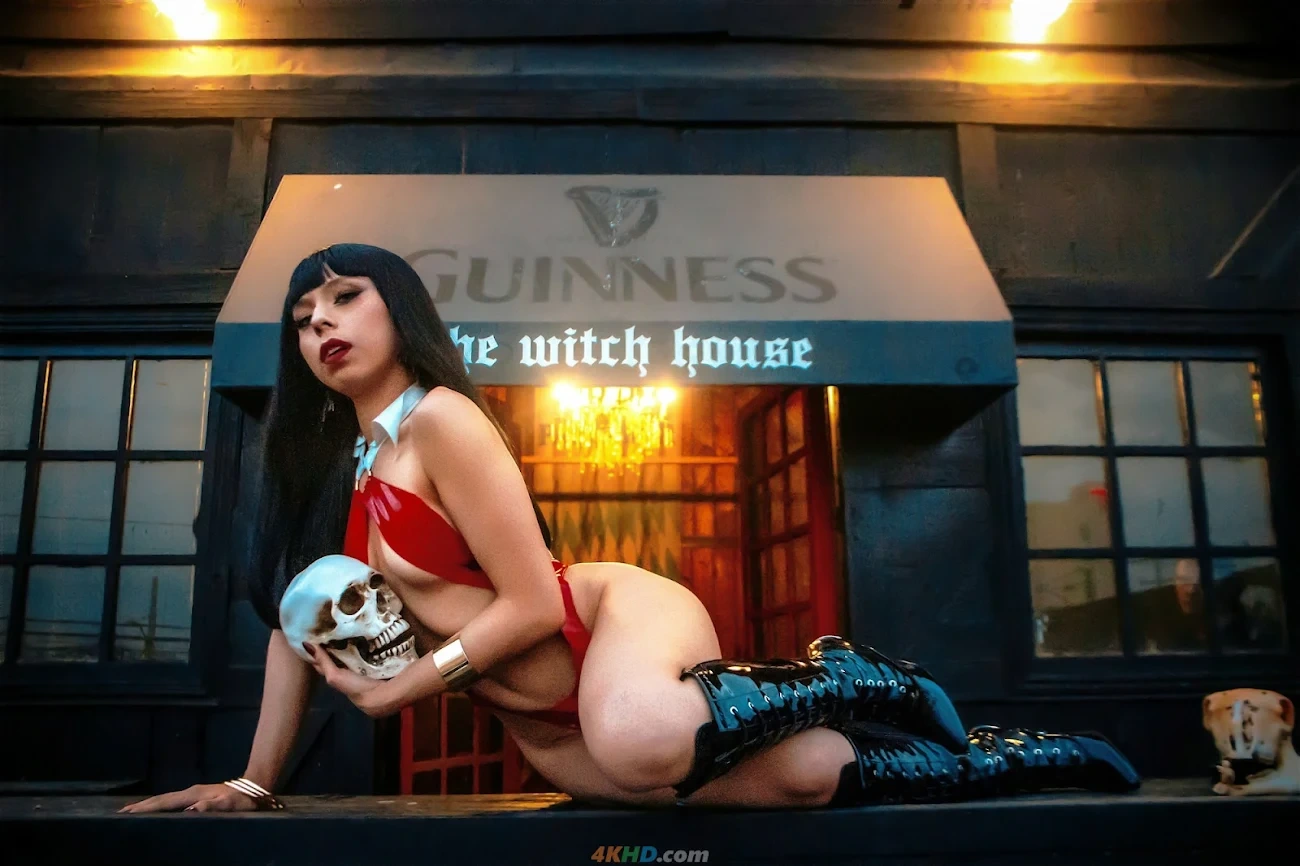 Valery Rivas - Vampirella — photo 17