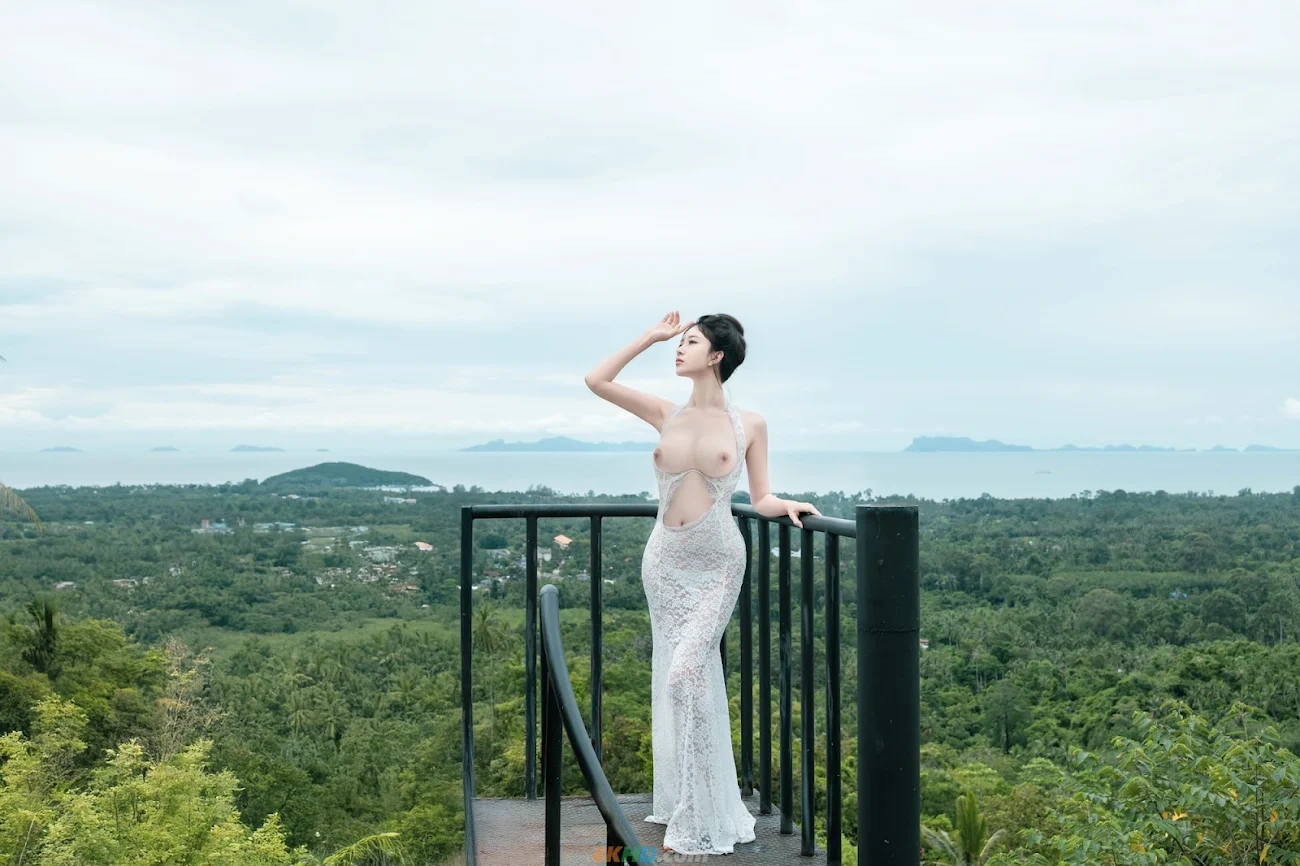 NianNiannnian White — photo 21