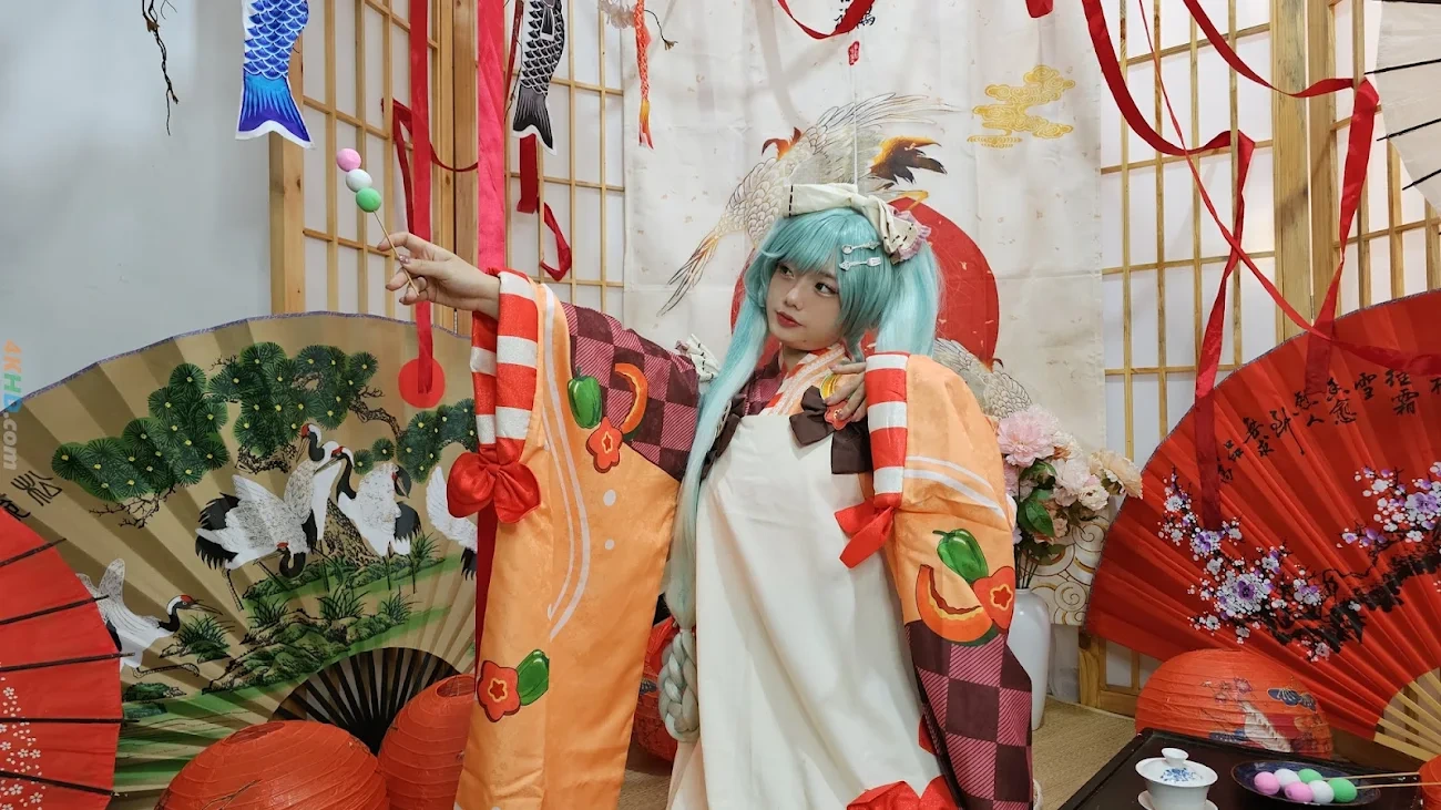 Messie Huang Miku — photo 24