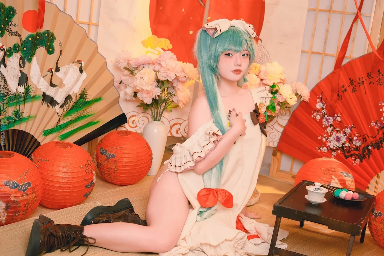 Messie Huang Miku — photo 50