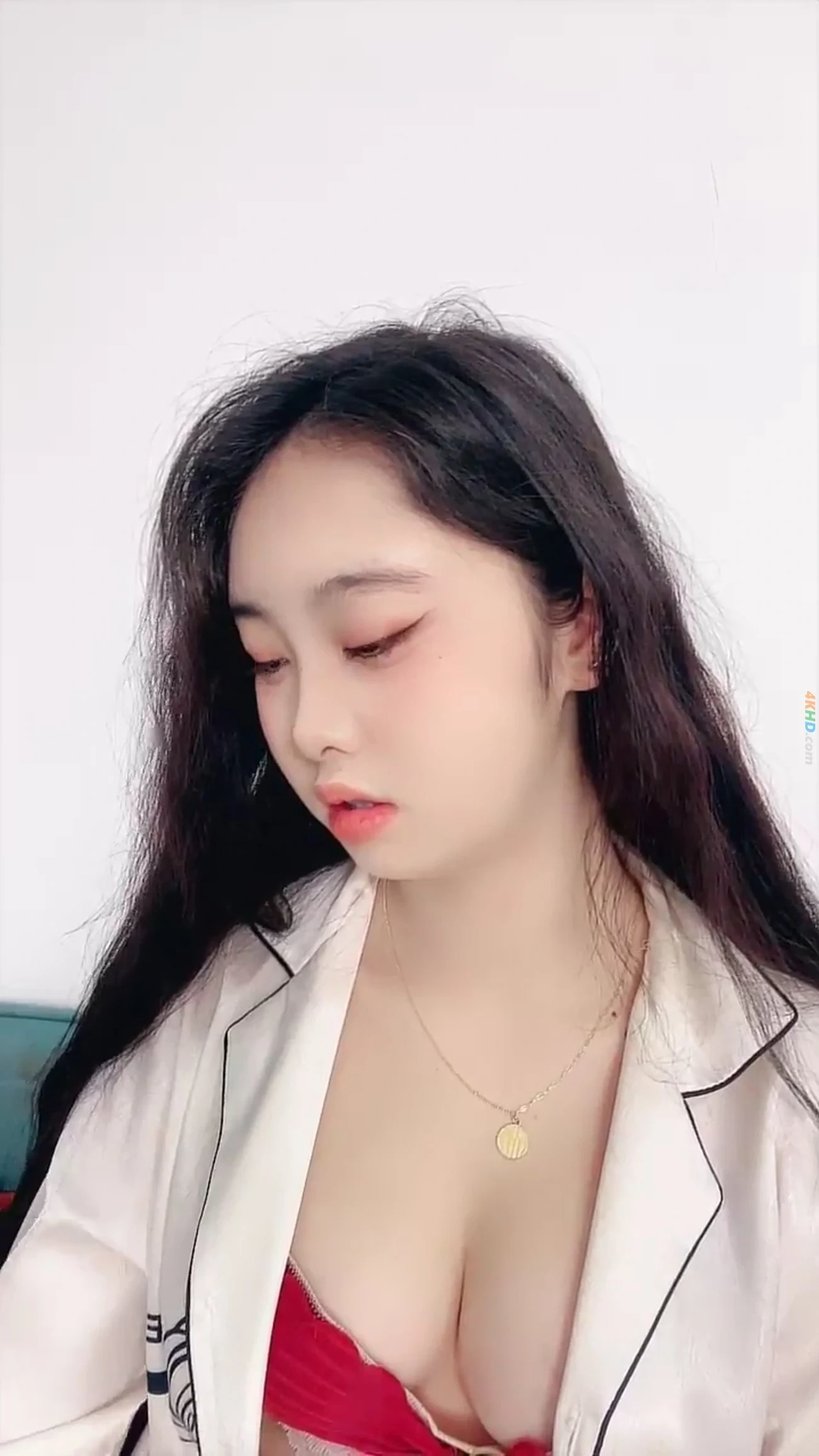 QinYao - PiFuHenBaiDeXueShengMeiDaXiu ZheZhongDeCaiShiJiPin — photo 12