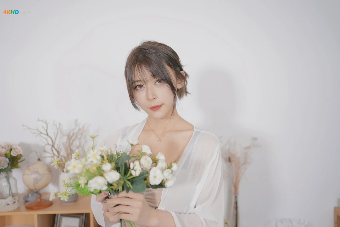 YangXiaoXueJianZhangTu BaiSeXiuXian — photo 2