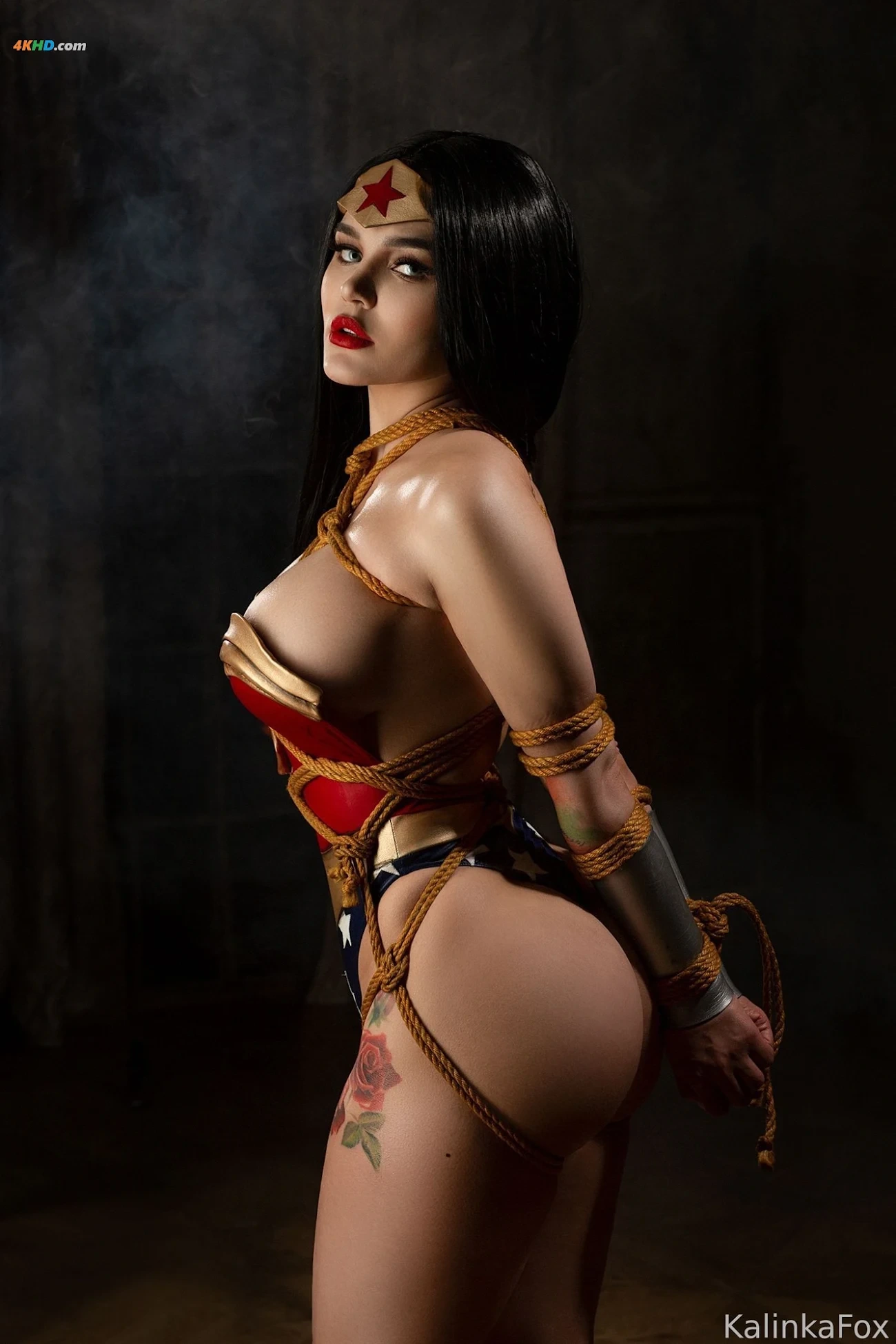 Kalinka Fox - Wonder Woman Shibari — photo 6