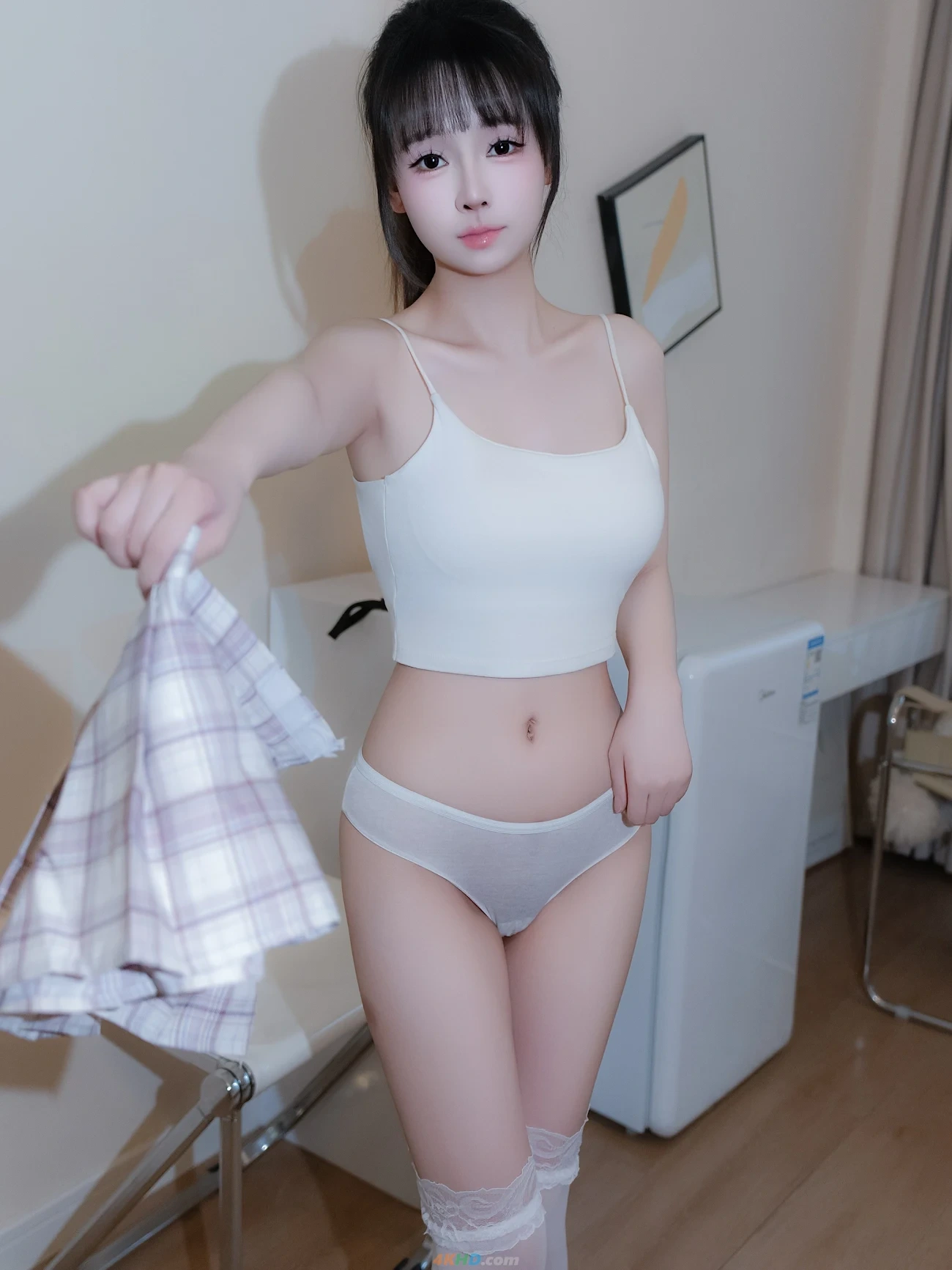 ShenMiEr NeiGouWuShuiYin BaiSeMaoYi — photo 31