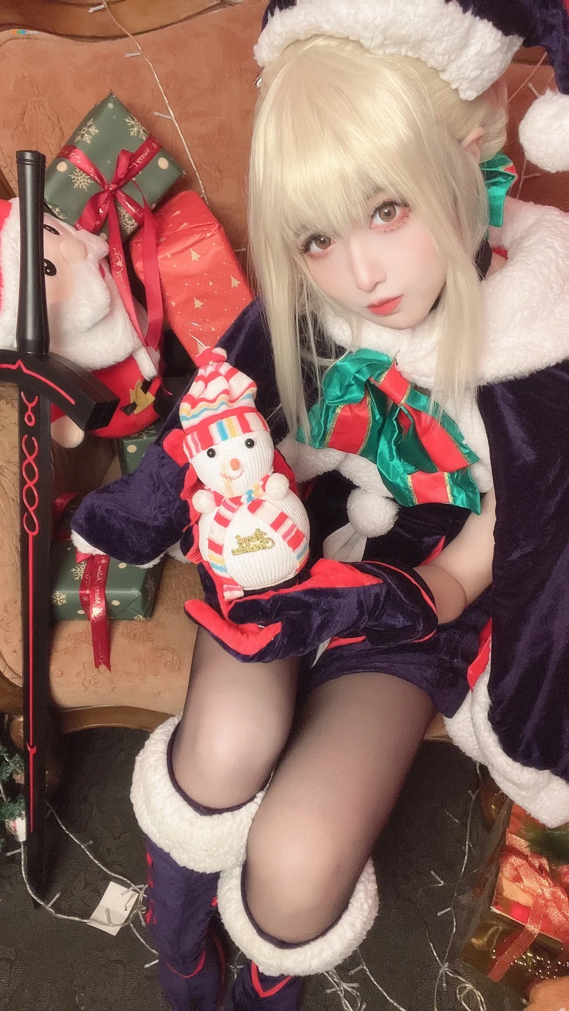 Yamazaki Reina - Saber Alter padoru — photo 6