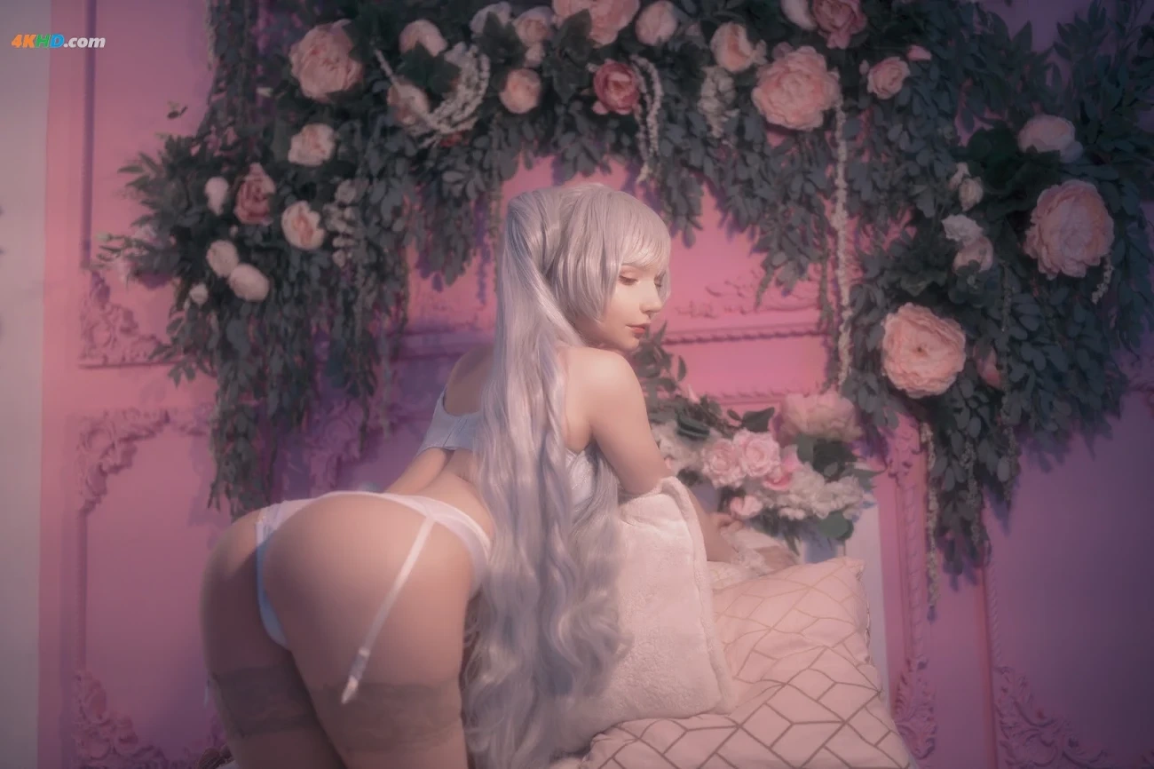 Michi Kyunn - Weiss in flowers — photo 22