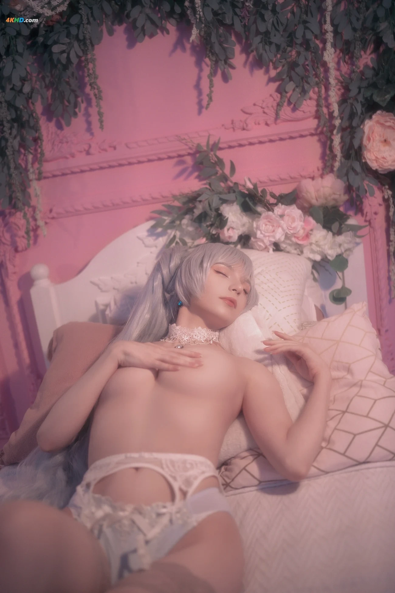 Michi Kyunn - Weiss in flowers — photo 28