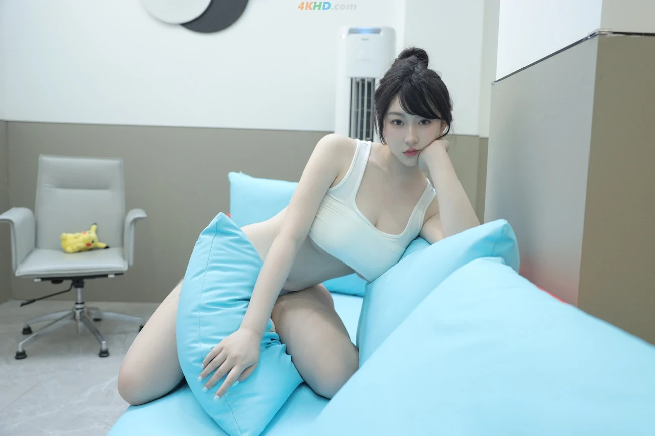 LiQinEnlrene NeiGouWuShuiYin JuJiaNuYou — photo 47