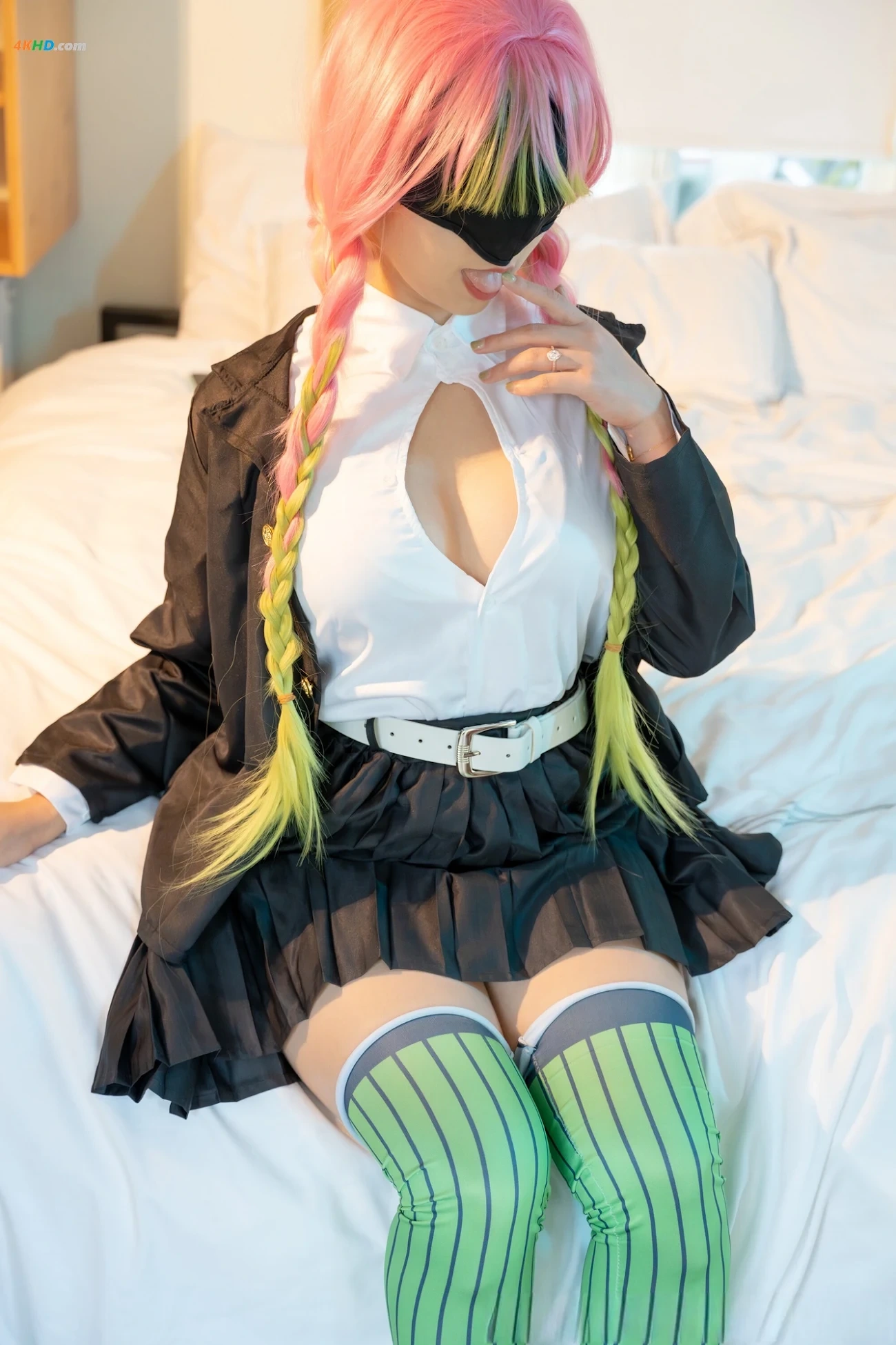 loliiiiipop99(XiaMianYouGenBangBangTang) - YouHuoNuShen 7-10YueGengXinHeJi — photo 32
