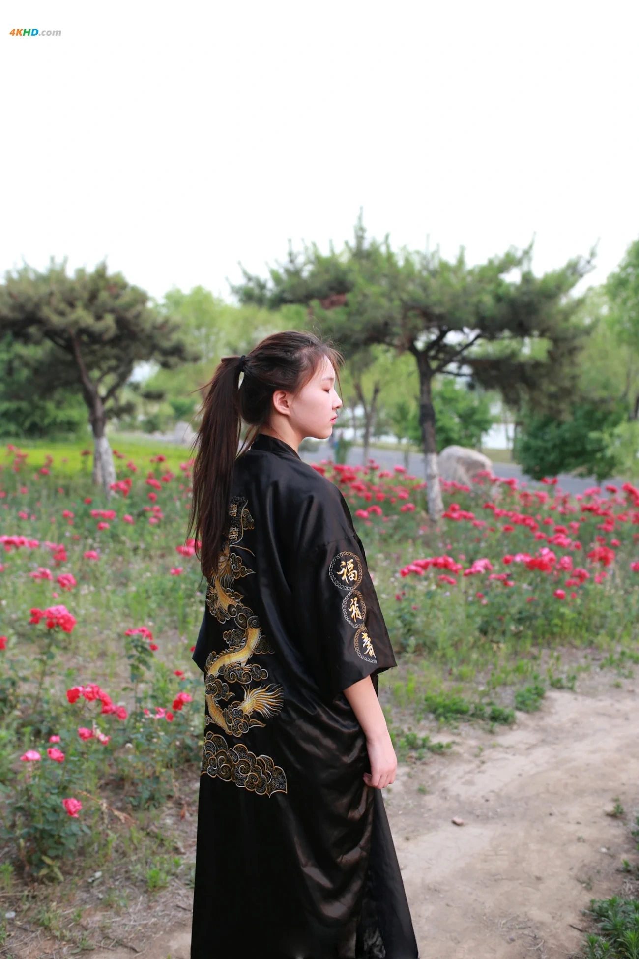 [Private Photoshoot] XiaoKeAi - GeBiBanDeNaGeNuHai BaiNenQingChunXiaoHua QuanChiDuSiPai — photo 20