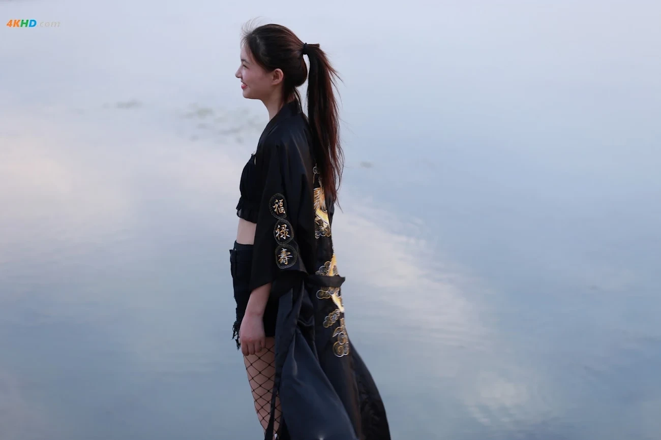 [Private Photoshoot] XiaoKeAi - GeBiBanDeNaGeNuHai BaiNenQingChunXiaoHua QuanChiDuSiPai — photo 29