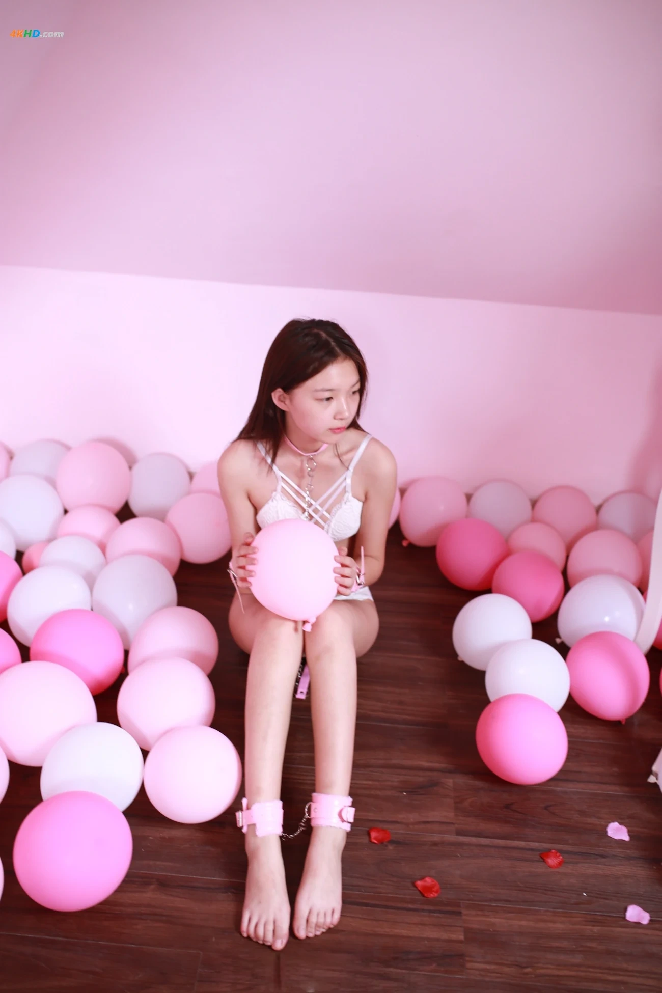 [Private Photoshoot] XiaoKeAi - GeBiBanDeNaGeNuHai BaiNenQingChunXiaoHua QuanChiDuSiPai — photo 53