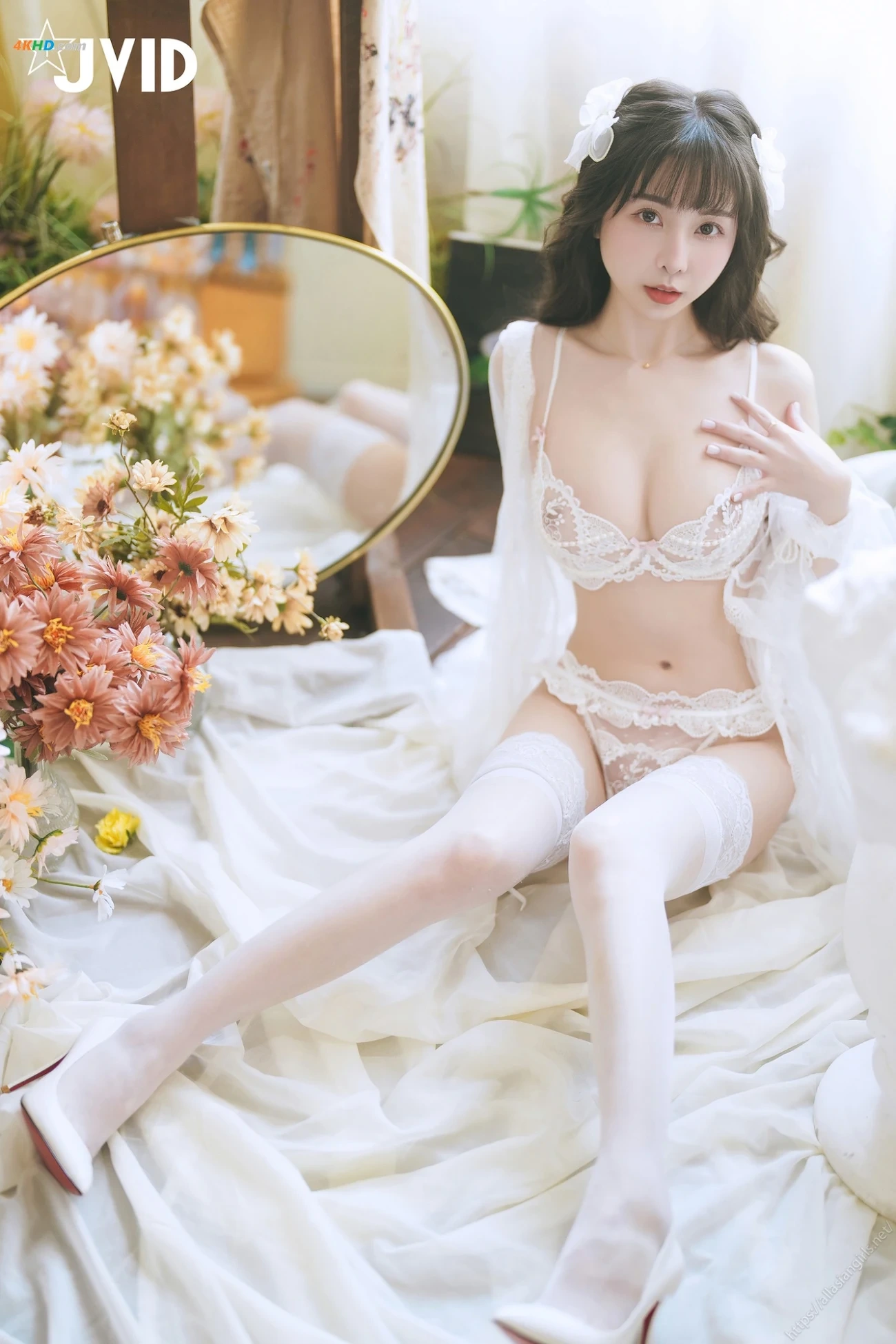 [JVID] YueTaiNiTiny - XinChiDuDengChang!!ChuChangJinGuoJieKaiQingYuDiXianTianRanMeiRuTinyHuaShenXiaWaYuNiYiQiChanMian — photo 13