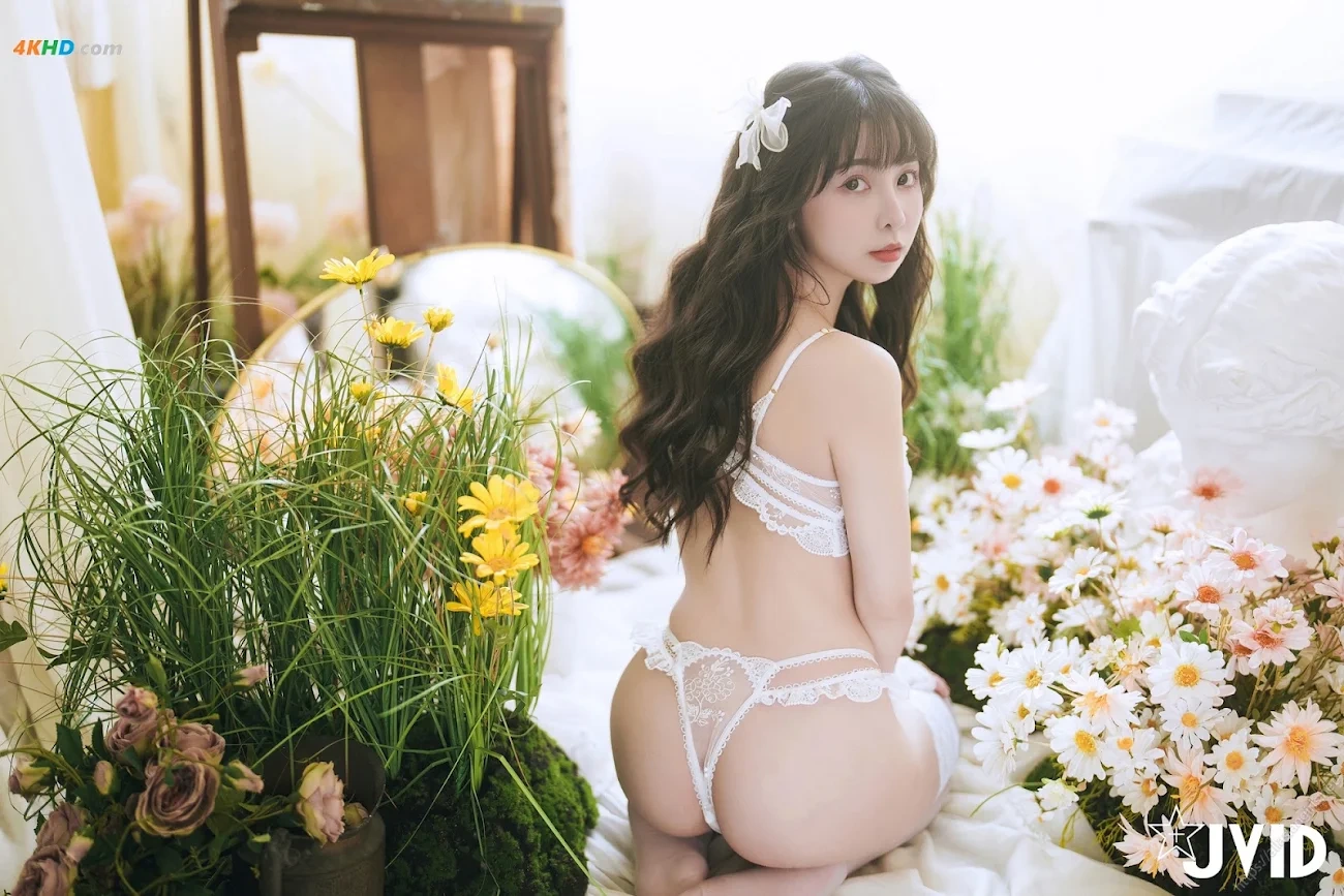 [JVID] YueTaiNiTiny - XinChiDuDengChang!!ChuChangJinGuoJieKaiQingYuDiXianTianRanMeiRuTinyHuaShenXiaWaYuNiYiQiChanMian — photo 28
