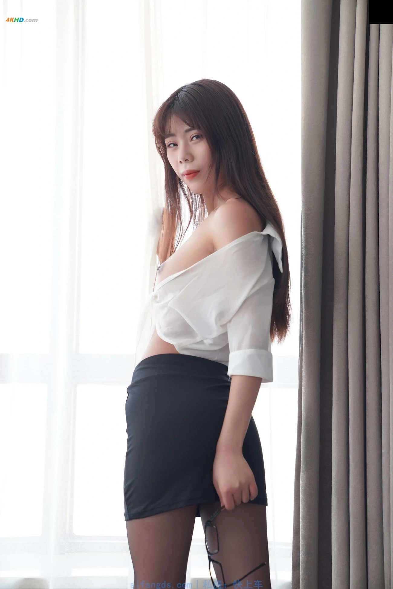 [Private Photoshoot] HuanHuan - ZhangTuiYuJieOLWuNeiHeiSi QuanChiDuSiPai — photo 17