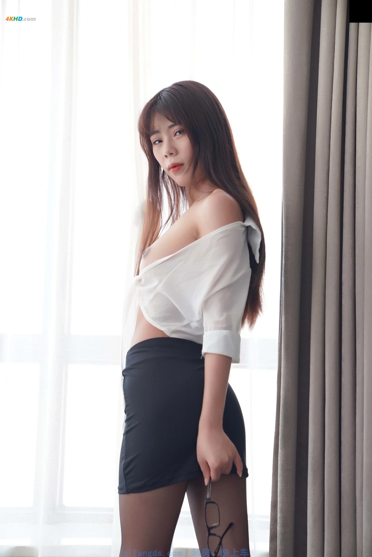 [Private Photoshoot] HuanHuan - ZhangTuiYuJieOLWuNeiHeiSi QuanChiDuSiPai — photo 18